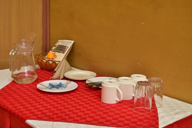 Tickles Hotel Nyeri Exterior photo